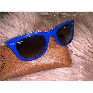 Ray Ban Classic Wayfarer (Blue)